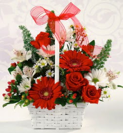 Karışık rengarenk mevsim çiçek sepeti  Erzincan çiçek gönderme sitemiz güvenlidir 