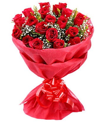 21 adet kırmızı gülden modern buket  Erzincan hediye sevgilime hediye çiçek 