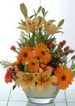  Erzincan internetten çiçek satışı  cam yada mika vazo içinde karisik mevsim çiçekleri