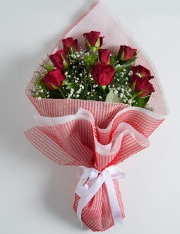 9 adet kırmızı gülden buket  Erzincan çiçek servisi , çiçekçi adresleri 